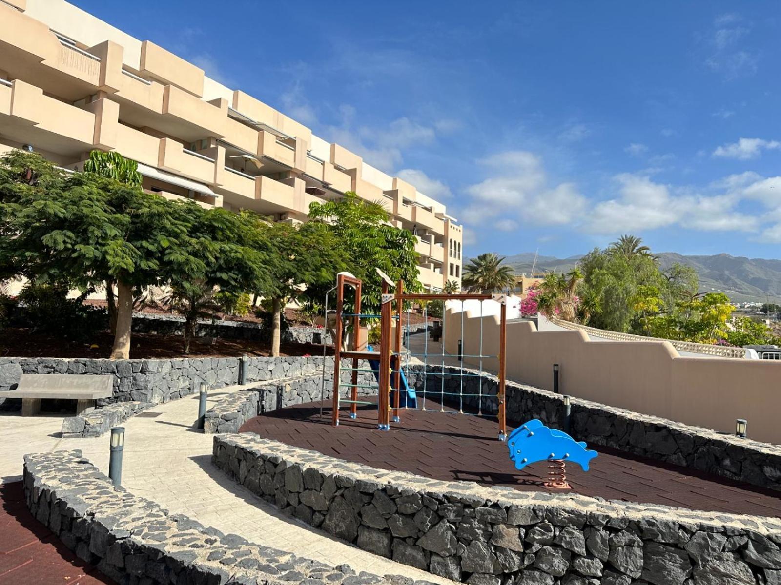 Cozy Apartment In Playa Paraiso 阿德耶 外观 照片
