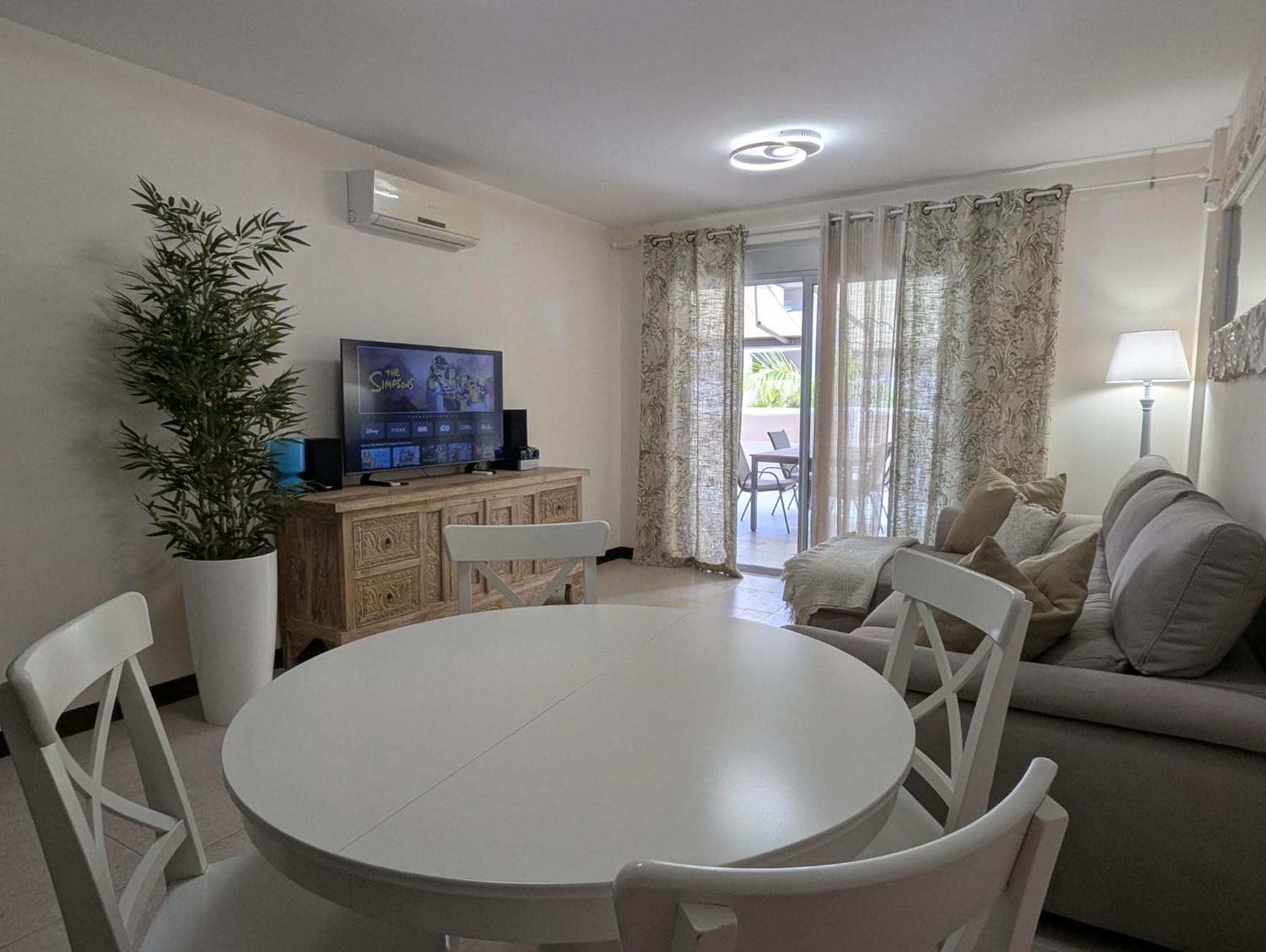 Cozy Apartment In Playa Paraiso 阿德耶 外观 照片